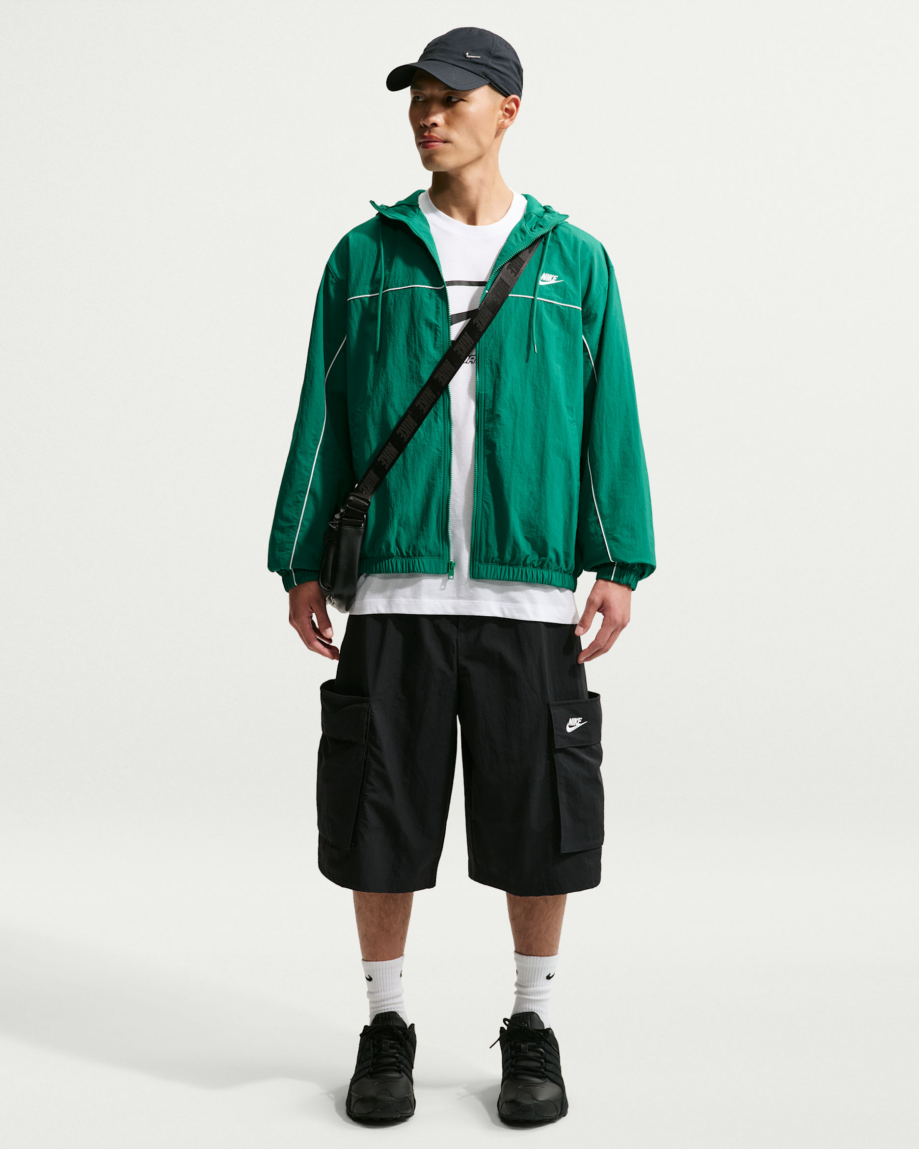 Nike Sportswear Club Men's Oversized Cargo Shorts. Nike ID